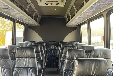 28-passenger-luxury-mini-coach-features